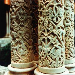 Dom von Monreale, Marmorsäulen im Kreuzgang